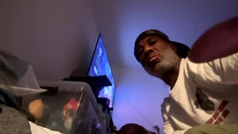 Snapshot of adick_ting chatting on 21, 7, 2026 adick_ting online show from 21, 7, 2026