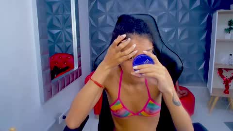 Snapshot of adisson_petite1 chatting on 2, 12, 2025 adisson_petite1 online show from 2, 12, 2025