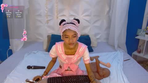 Snapshot of adisson_petite1 chatting on 10, 2, 2026 adisson_petite1 online show from 10, 2, 2026