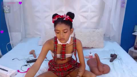 Snapshot of adisson_petite1 chatting on 2, 3, 2026 adisson_petite1 online show from 2, 3, 2026