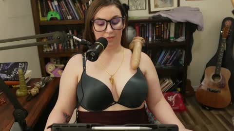 Snapshot of adobe_angel304 chatting on 1, 12, 2024 adobe_angel304 online show from 1, 12, 2024