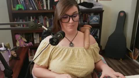 Snapshot of adobe_angel304 chatting on 2, 1, 2025 adobe_angel304 online show from 2, 1, 2025