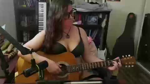 Snapshot of adobe_angel304 chatting on 15, 10, 2025 adobe_angel304 online show from 15, 10, 2025