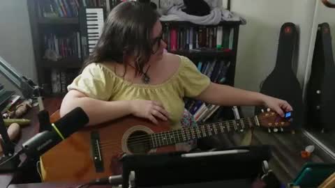 Snapshot of adobe_angel304 chatting on 8, 11, 2025 adobe_angel304 online show from 8, 11, 2025