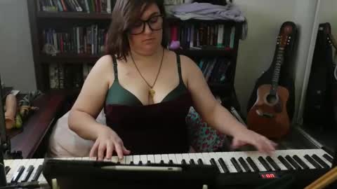 Snapshot of adobe_angel304 chatting on 26, 11, 2025 adobe_angel304 online show from 26, 11, 2025