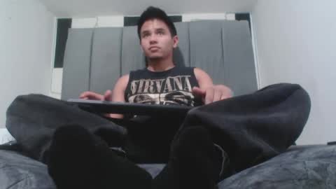 Snapshot of adonis_latin_19 chatting on 8, 5, 2026 adonis_latin_19 online show from 8, 5, 2026