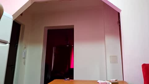 Adonis online show from 28, 9, 2025