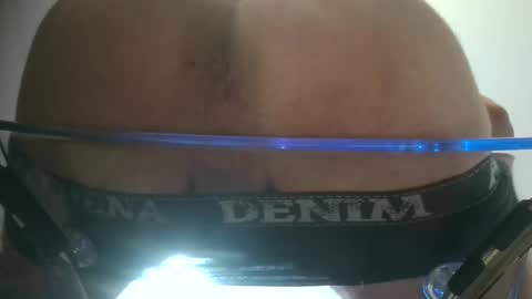 adonysse online show from 13, 10, 2025