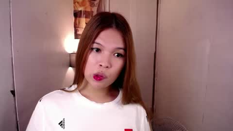 adorabletsforyouxx online show from 22, 2, 2025