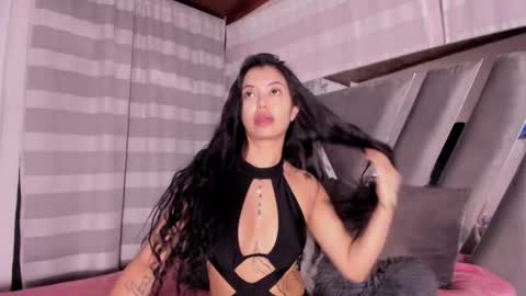 Snapshot of adorabolt chatting on 21, 11, 2025 Stormi online show from 21, 11, 2025