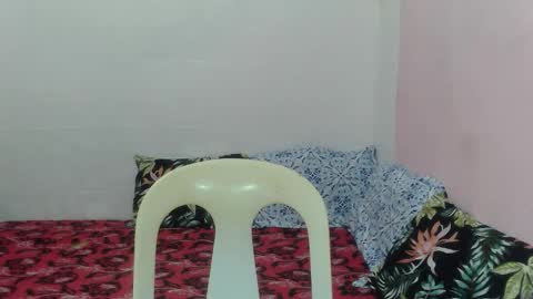 Snapshot of adorned_avah chatting on 4, 12, 2025 Eve online show from 4, 12, 2025