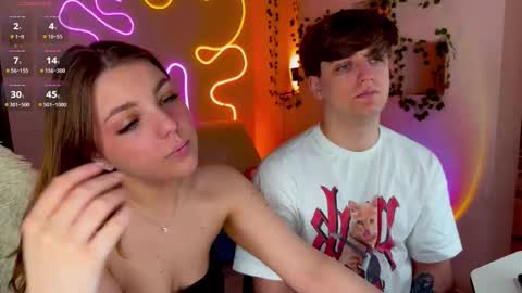 Snapshot of adrean_sofi chatting on 8, 9, 2025 adrean_sofi online show from 8, 9, 2025