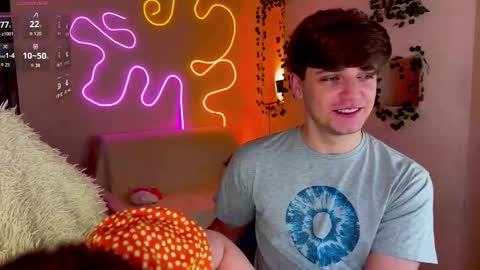 Snapshot of adrean_sofi chatting on 10, 9, 2025 adrean_sofi online show from 10, 9, 2025