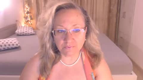 Snapshot of adrena_ chatting on 9, 7, 2026 Cryna online show from 9, 7, 2026