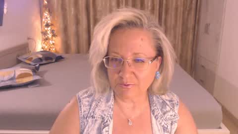 Snapshot of adrena_ chatting on 20, 7, 2026 Cryna online show from 20, 7, 2026