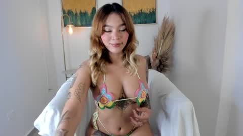 Snapshot of adria_ross chatting on 15, 7, 2026 Adriana online show from 15, 7, 2026