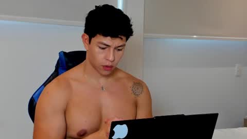 Snapshot of adrian_del_mar chatting on 14, 6, 2026 Adrian del Mar online show from 14, 6, 2026