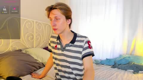 Snapshot of adrian_di chatting on 6, 1, 2025 Adrian online show from 6, 1, 2025