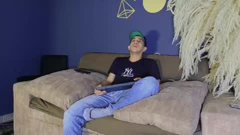 adrian_fire01 online show from 27, 4, 2026