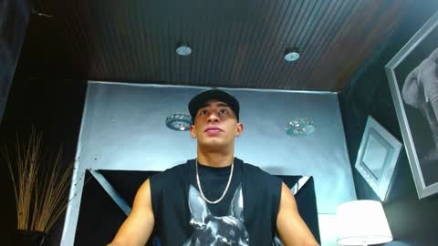   online show from 14, 12, 2024