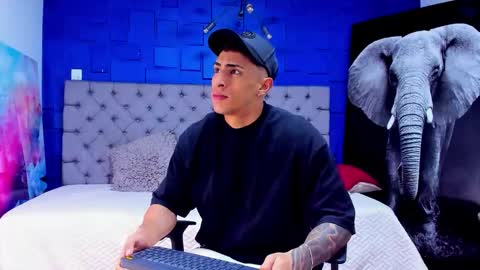   online show from 13, 9, 2025