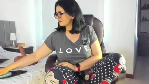 Adriana online show from 11, 4, 2026