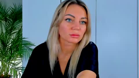 Adriana online show from 24, 3, 2026