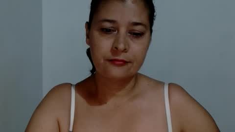 Adriana milf online show from 20, 9, 2025