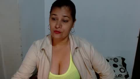 Adriana milf online show from 11, 10, 2025