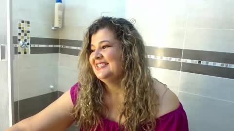 ADRIANA online show from 8, 4, 2026