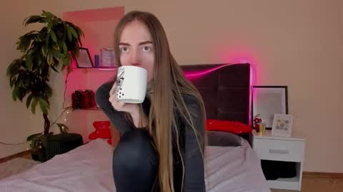 Adriana online show from 7, 1, 2026