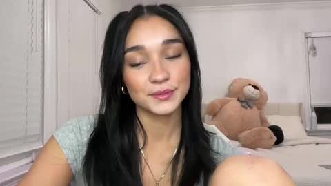 Adrianna  online show from 24, 1, 2025