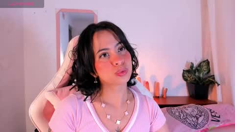 Snapshot of adriannyp chatting on 30, 10, 2025 adrianny online show from 30, 10, 2025