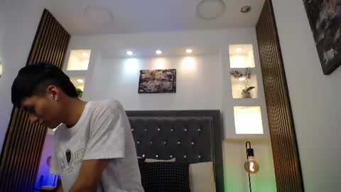 adrianstark_ online show from 18, 6, 2026
