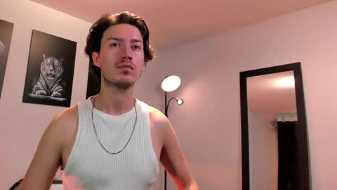 Snapshot of adrianwilliams_ chatting on 31, 1, 2025 Adrian Williams online show from 31, 1, 2025