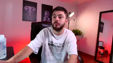 Snapshot of adrianwilliams_ chatting on 19, 2, 2025 Adrian Williams online show from 19, 2, 2025