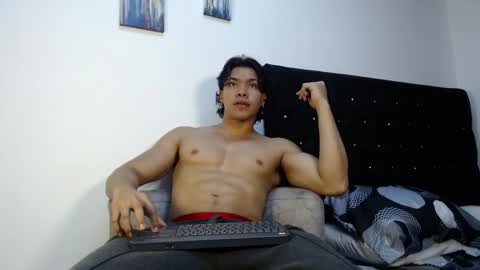 adriel_escalante online show from 2, 12, 2025