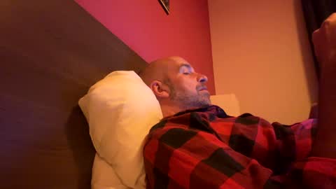 adrienfromparis online show from 22, 1, 2025