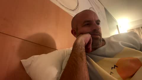 adrienfromparis online show from 29, 1, 2025