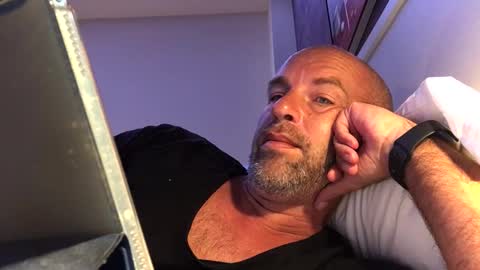 adrienfromparis online show from 9, 10, 2025