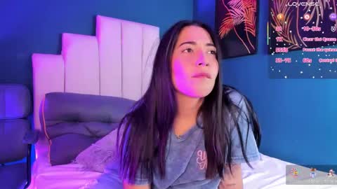 adriienne_ online show from 18, 3, 2026