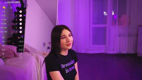 Snapshot of aesthetics__tease chatting on 4, 1, 2025 aesthetics__tease online show from 4, 1, 2025