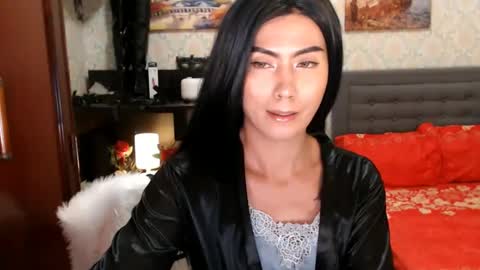 Snapshot of affairtoyourgoddesskhendra chatting on 1, 2, 2025 Dominant Goddess Contessa online show from 1, 2, 2025