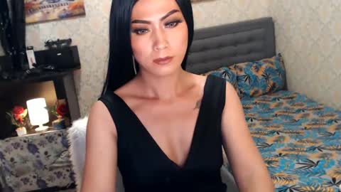 Snapshot of affairtoyourgoddesskhendra chatting on 19, 2, 2025 Dominant Goddess Contessa online show from 19, 2, 2025