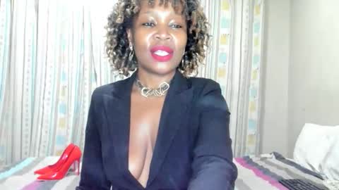 AfricanSquirtQueen online show from 7, 10, 2025