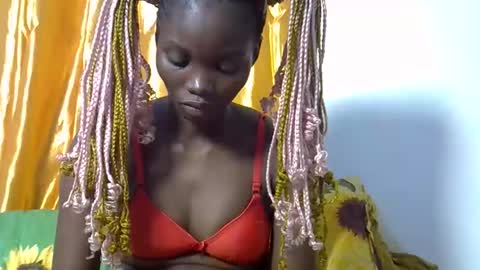 Snapshot of afri_kanaslim chatting on 8, 10, 2025 afri kanaslim online show from 8, 10, 2025