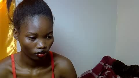 Snapshot of afri_kanaslim chatting on 28, 10, 2025 afri kanaslim online show from 28, 10, 2025