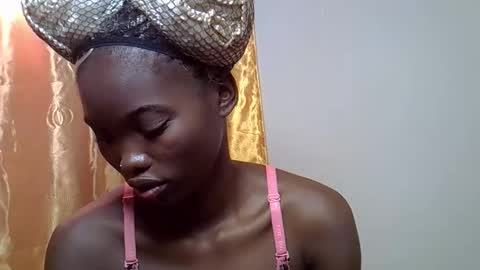 Snapshot of afri_kanaslim chatting on 3, 11, 2025 afri kanaslim online show from 3, 11, 2025