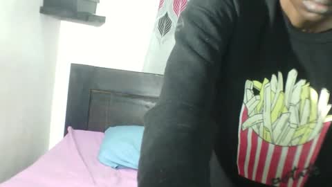 Mia  Friends online show from 4, 3, 2026