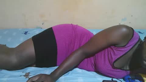 Snapshot of african_pussy2 chatting on 15, 10, 2025 african_pussy2 online show from 15, 10, 2025